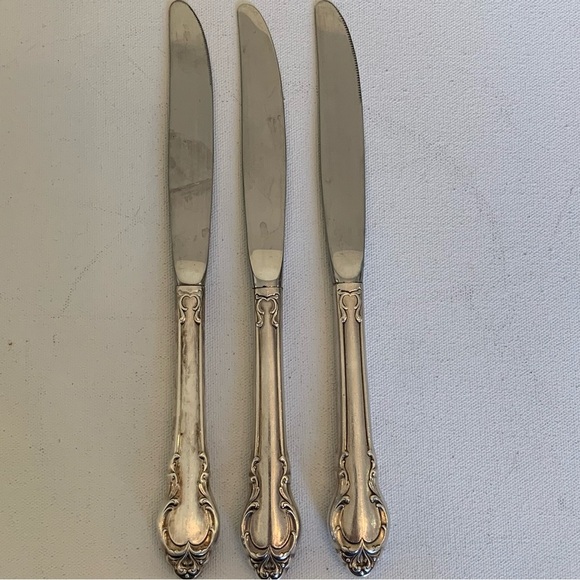 3 International Holmes & Edwards Deep SILVER FASHION 9.25" Dinner Knife Set 1957 - Picture 1 of 7